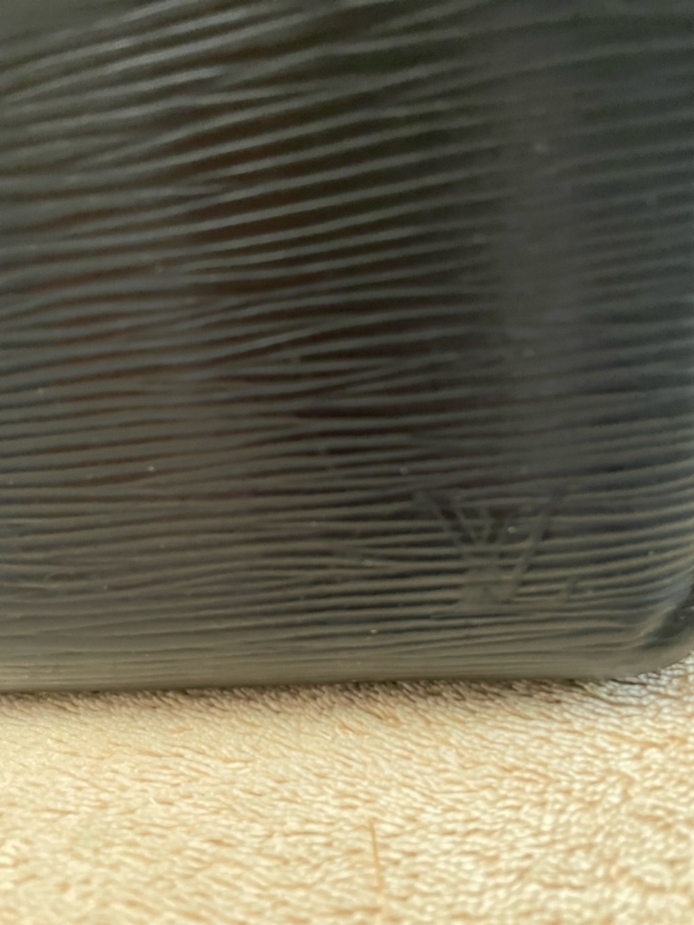 Louis Vuitton Black Epi Zippy Wallet - Picture 2 of 8